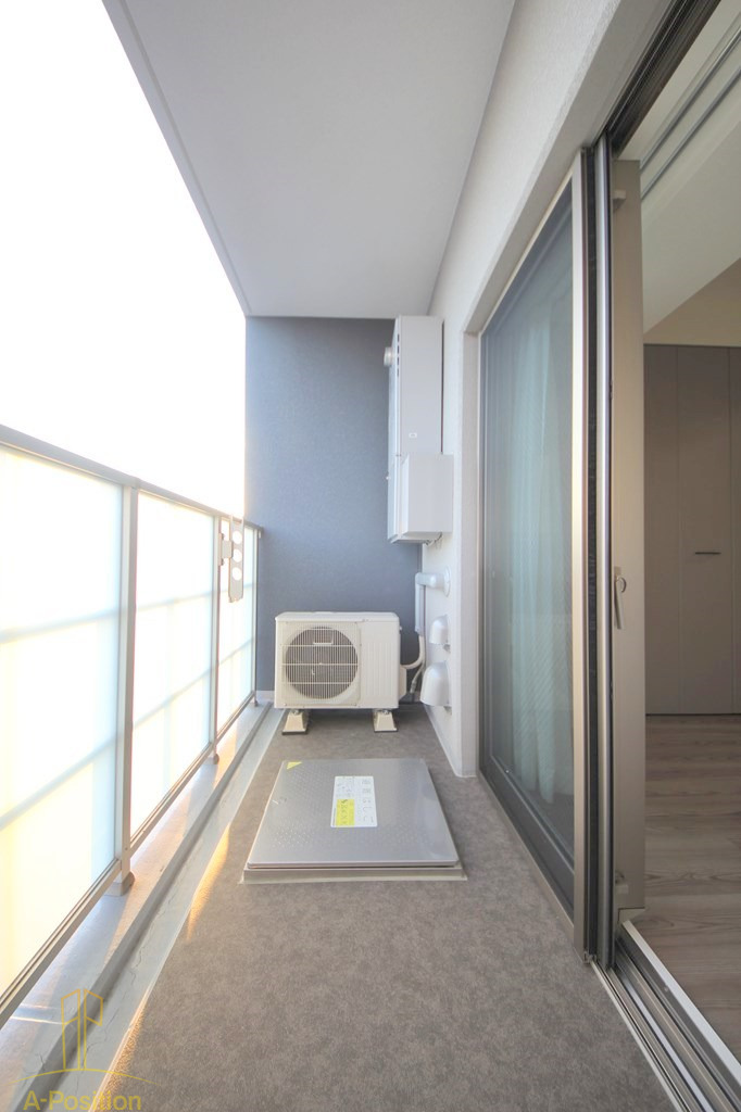 バルコニー　クロスレジデンス阿波座