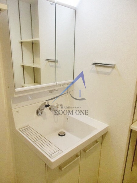 洗面設備　洗面台です。