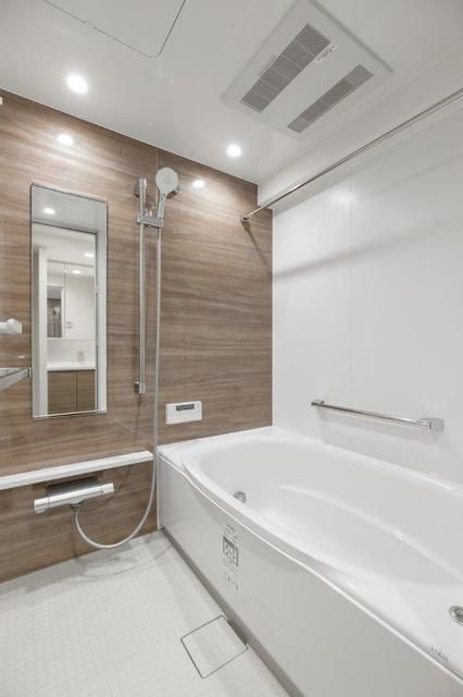 バス・シャワールーム　※別部屋参考写真