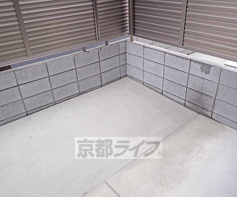 バルコニー　とても広いです。