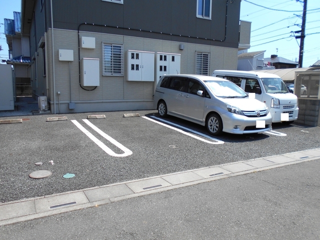 駐車場　駐車場