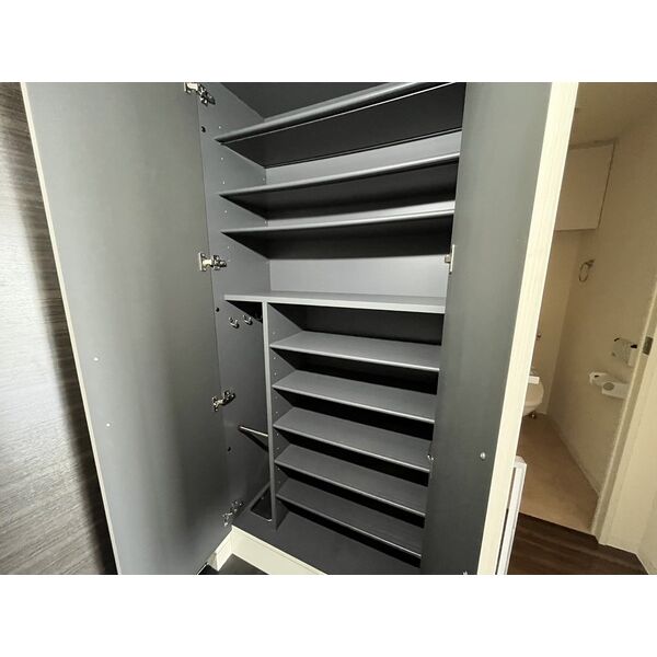 玄関　※別室の参考写真の為、現況優先です。