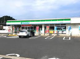 コンビニ　ファミリーマート　安来黒井田店（コンビニ）まで564m