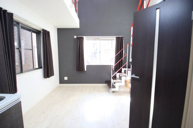 居室・リビング　※別室の参考写真の為、現況優先です。