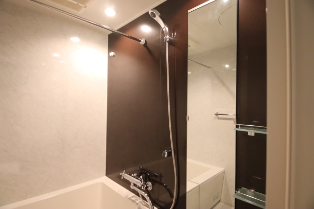 バス・シャワールーム　※別室の参考写真の為、現況優先です。