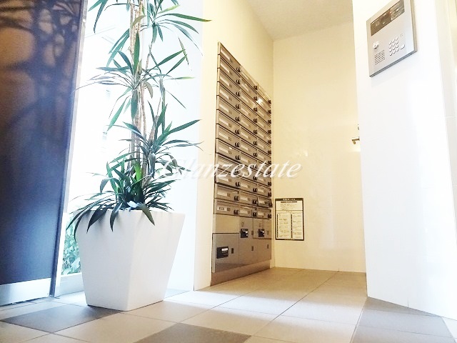 エントランス　☆清潔感のあるエントランス☆