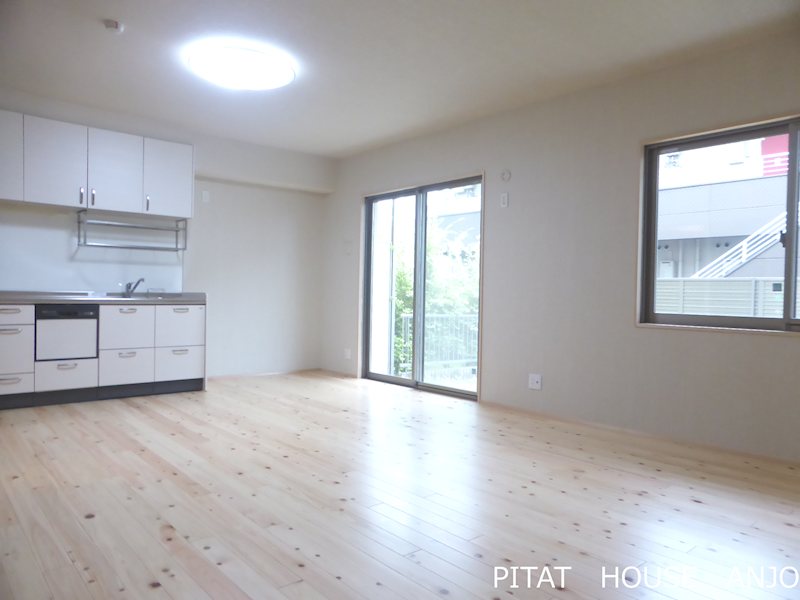 居室・リビング　参考写真１０１（反転タイプ）