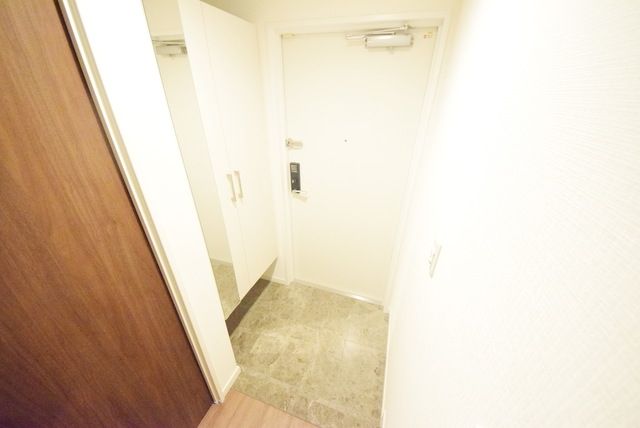 玄関　★★シューズボックスが魅力的★★