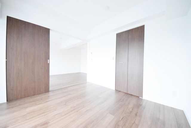 その他部屋・スペース　★★木目調の落ち着きのあるフローリング★★