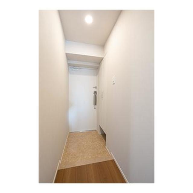 玄関　※写真は同タイプ住戸です。