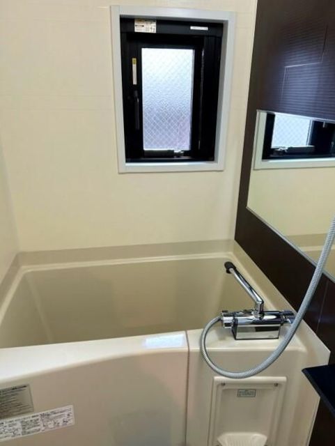 バス・シャワールーム　※別部屋参考写真