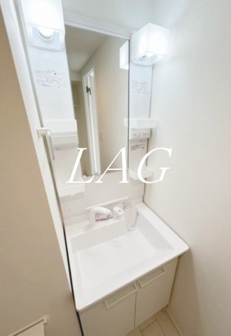 洗面設備　独立洗面台です。