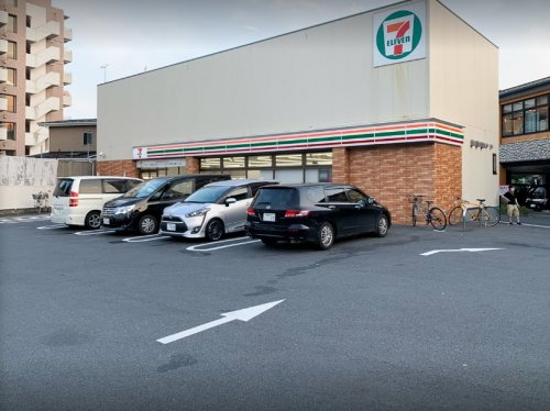 コンビニ　セブンイレブン 板橋東新町川越街道店（コンビニ）まで604m