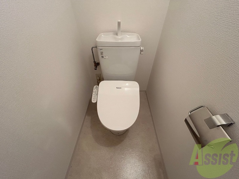トイレ　トイレです。ウォシュレット付を探している方、おすすめです。