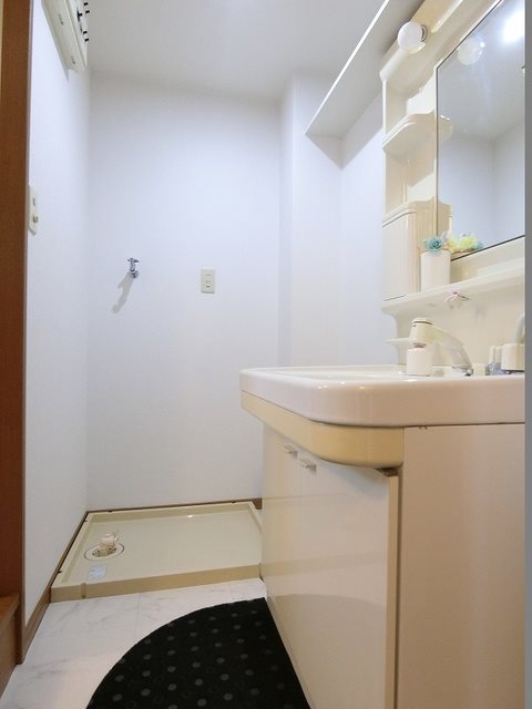 洗面設備　※別号室の参考写真になります。