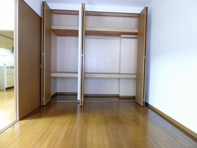 収納　※別号室の参考写真になります。