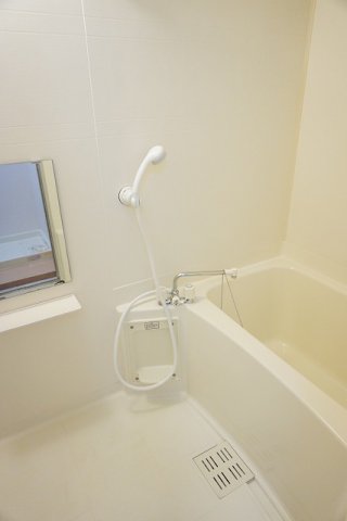 バス・シャワールーム　日々の疲れを癒すお風呂付です