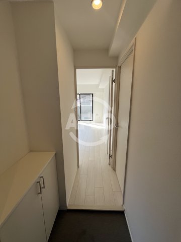 玄関　アバンダント今里　玄関