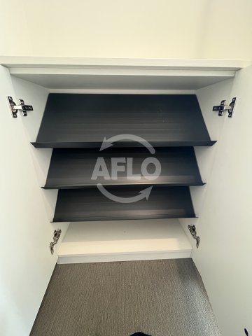 収納　アバンダント今里　クローゼット