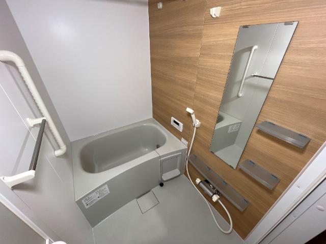 バス・シャワールーム　バス