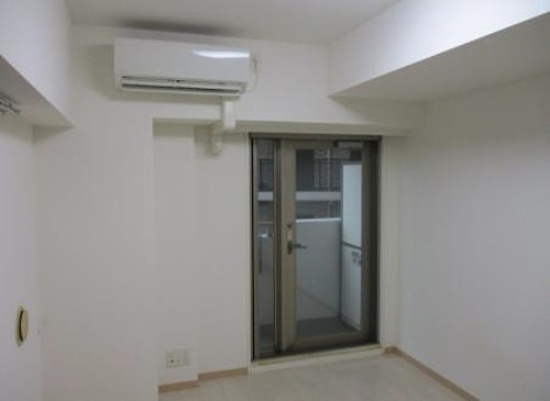 居室・リビング　洋室（約7.6畳）