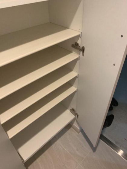 玄関　※別部屋の写真です