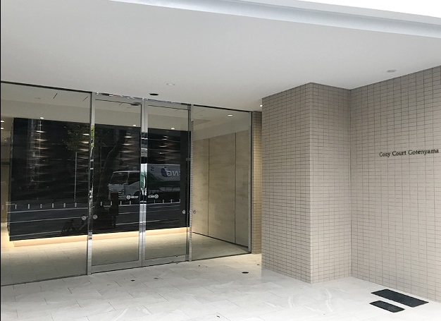 エントランス　エントランス