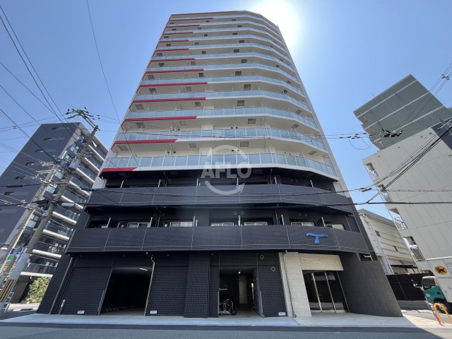 建物外観　セレニテ難波ミラク参番館　外観