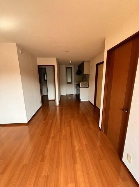 居室・リビング　同物件別号室の写真です。