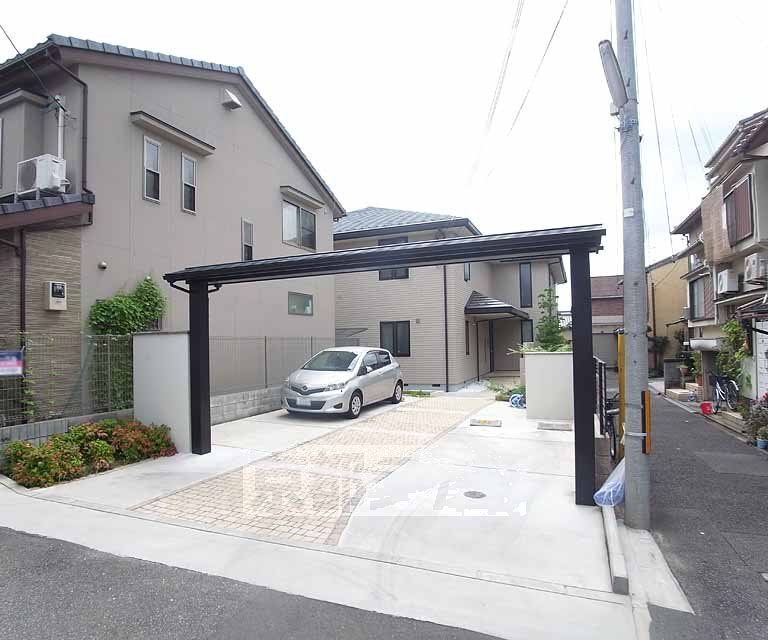 駐車場　・お問い合わせは京都ライフまで・