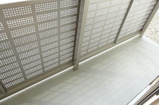 バルコニー　テラス