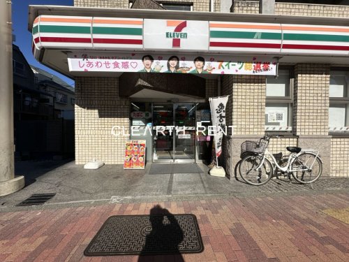 コンビニ　セブンイレブン 大田区南蒲田1丁目店（コンビニ）まで348m
