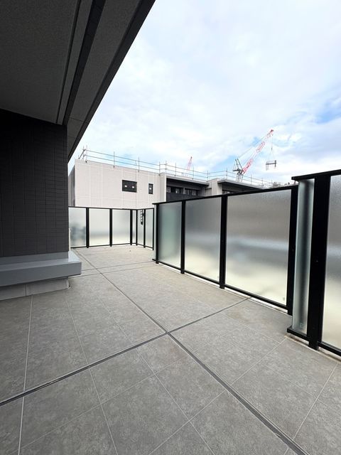 バルコニー　バルコニー