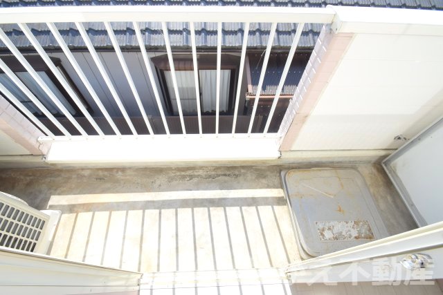 バルコニー　開放的で明るい空間を演出してくれるバルコニーです