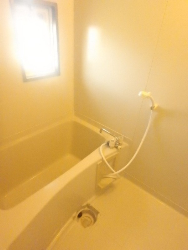 バス・シャワールーム　図面と現状に相違がある場合には現状を優先