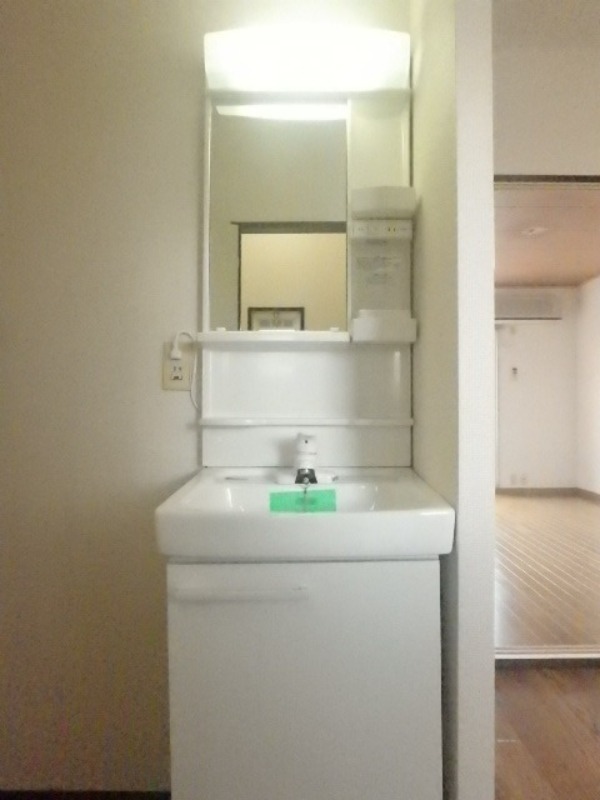 洗面設備　図面と現状に相違がある場合には現状を優先