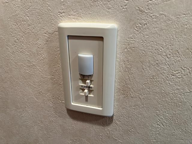 その他設備　人感センサー