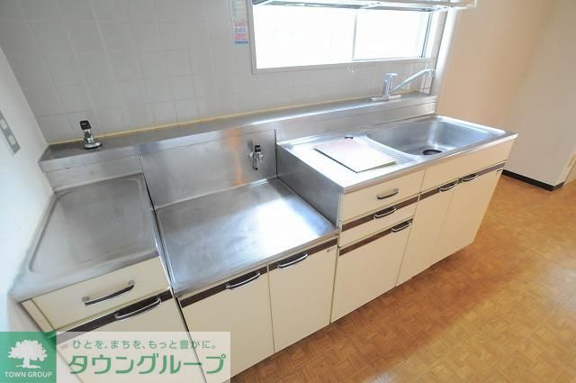 キッチン　※別部屋参考写真です