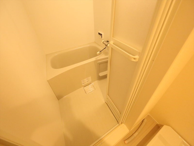 バス・シャワールーム　浴室暖房乾燥機付　追い焚き・オートバス機能付お風呂