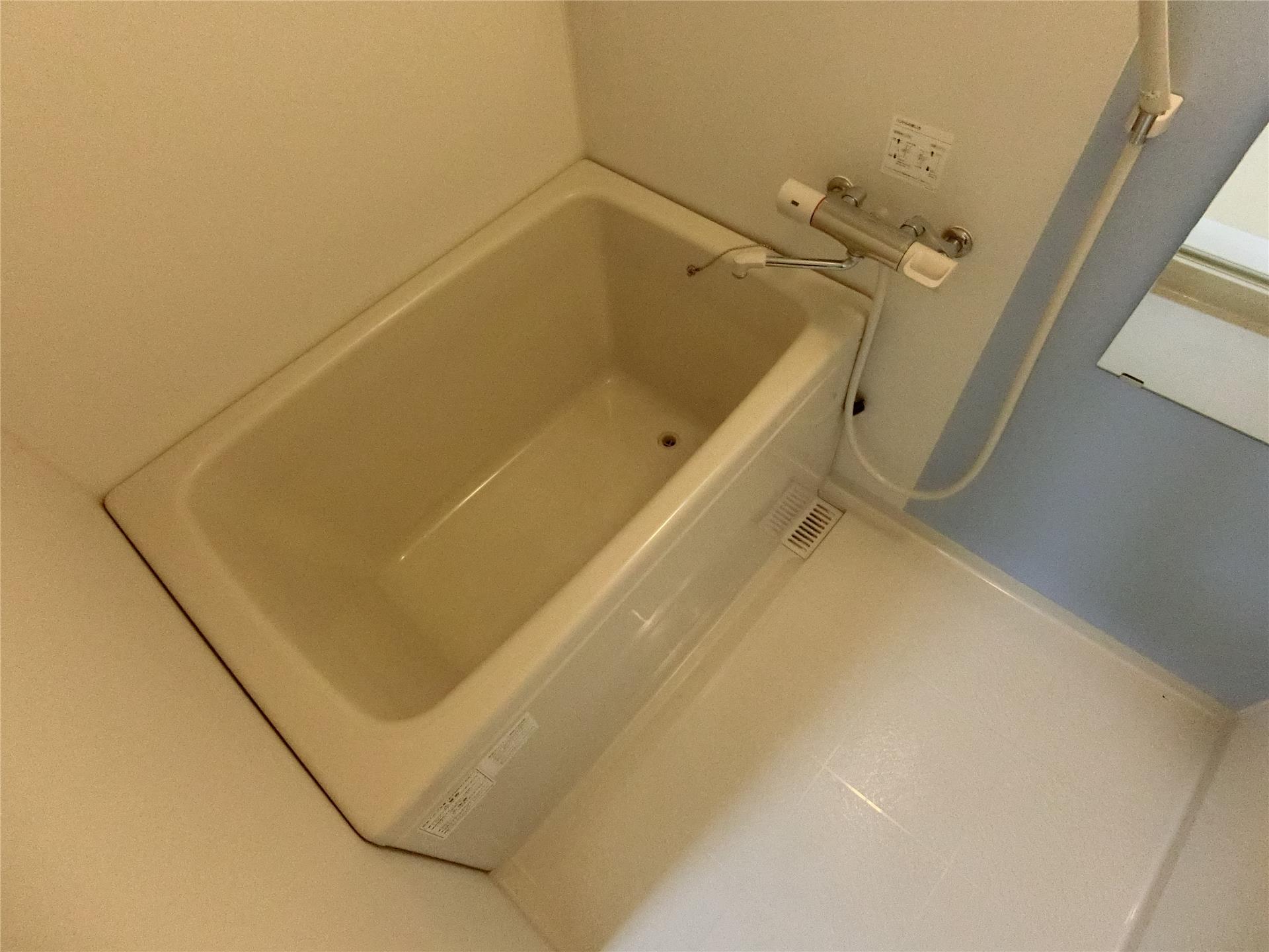 バス・シャワールーム　シャワー付きでいつでも入浴可能です♪