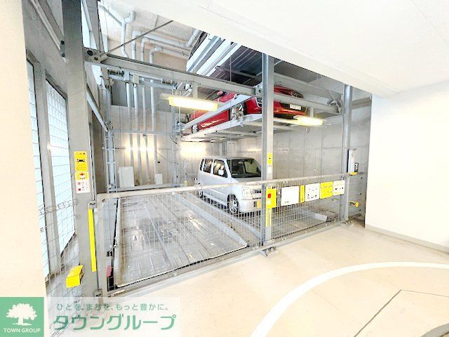 駐車場　駐車場