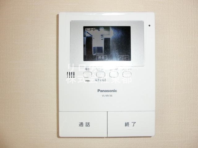 セキュリティ　訪問者が一目で分かるＴＶモニタ付インターホンです！