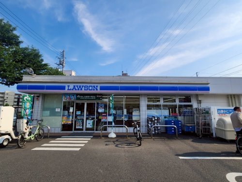 コンビニ　ローソン葛飾亀有四丁目店（コンビニ）まで140m