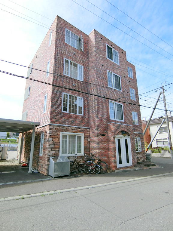 建物外観　ＬＤＫ12.1帖の広めの1ＬＤKです☆