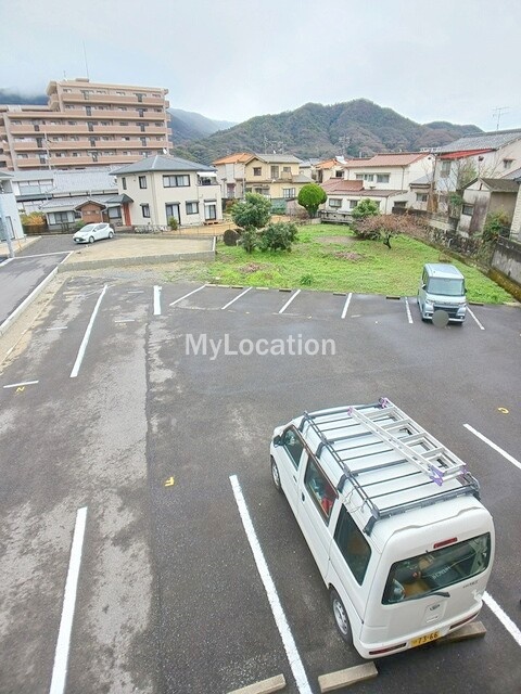 駐車場　☆敷地内に駐車場があります☆