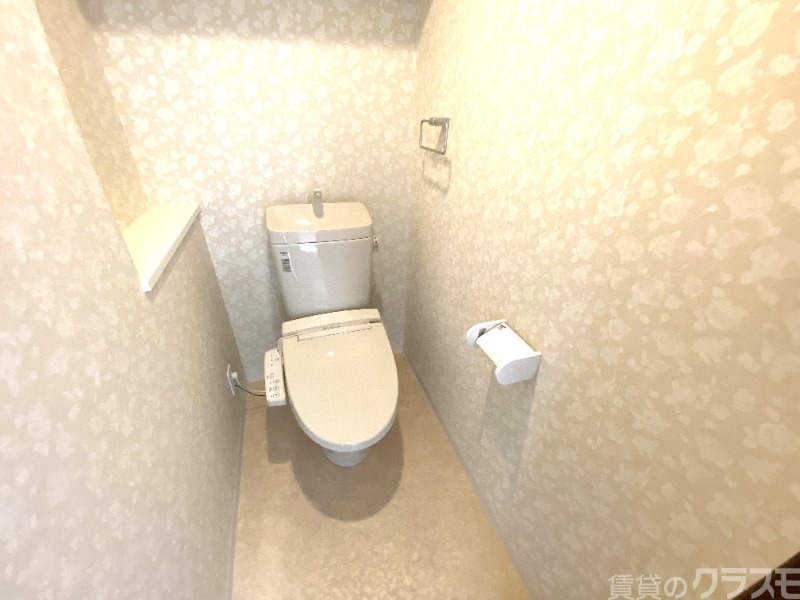 トイレ　暖かみのあるトイレは落ち着きますね