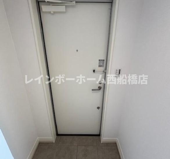 玄関　別部屋参考写真です。