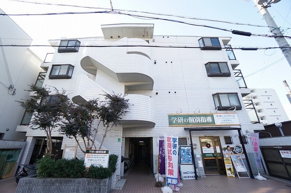 建物外観　オンライン内覧実施中