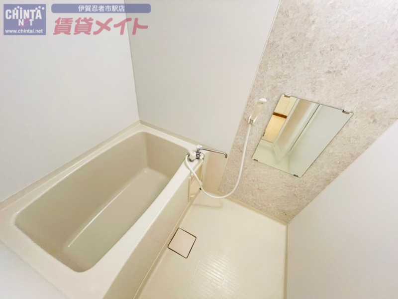 バス・シャワールーム　別部屋画像参考