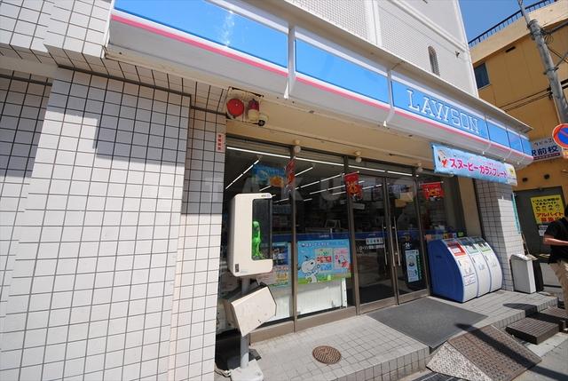 コンビニ　ローソン 阪急三国駅前店（コンビニ）まで540m